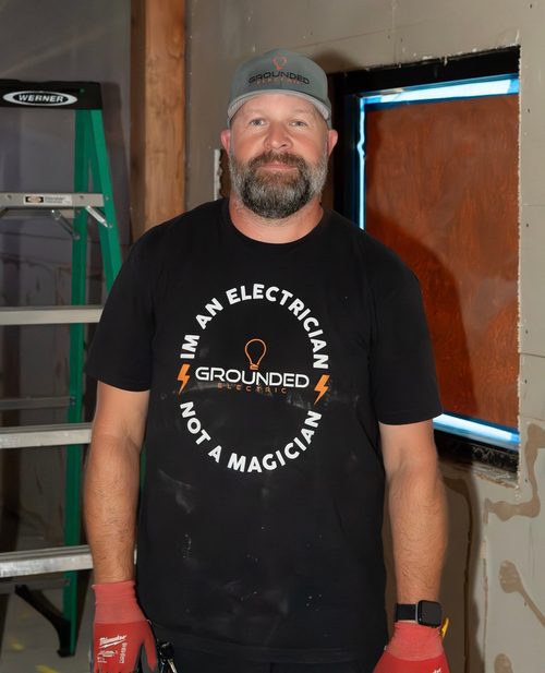 Grounded Electric electrician on a job site